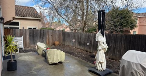 7 Naples, Sacramento, CA 95831 Photo