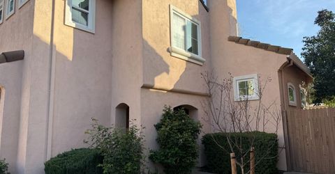 7 Naples, Sacramento, CA 95831 Photo