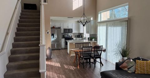 7 Naples, Sacramento, CA 95831 Photo