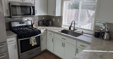 7 Naples, Sacramento, CA 95831 Photo