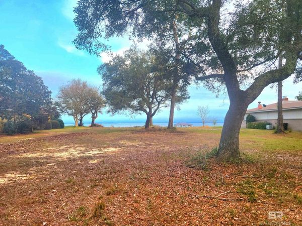 9202 Bay View Drive, Lillian, AL 36549