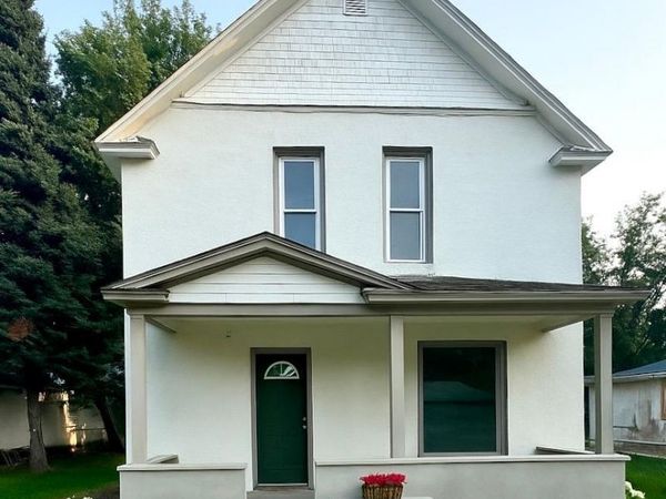 420 D Street NE, Brainerd, MN 56401