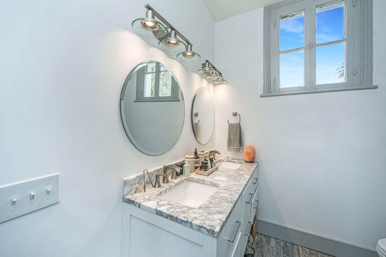 20 Limehouse Street Photo 15