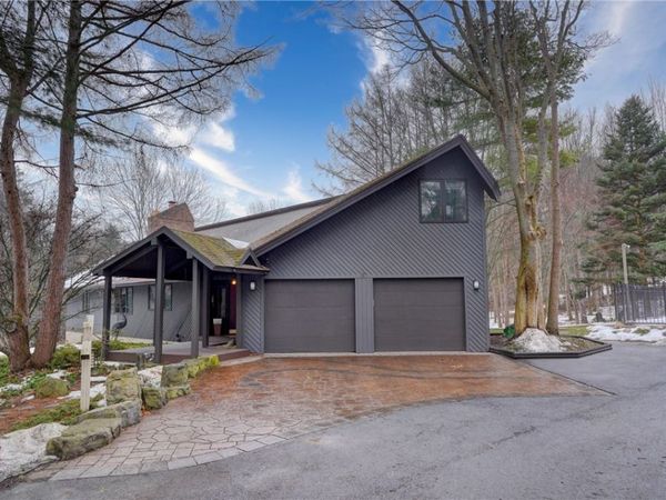 1551 Cranberry Pond Trail, Victor, NY 14564