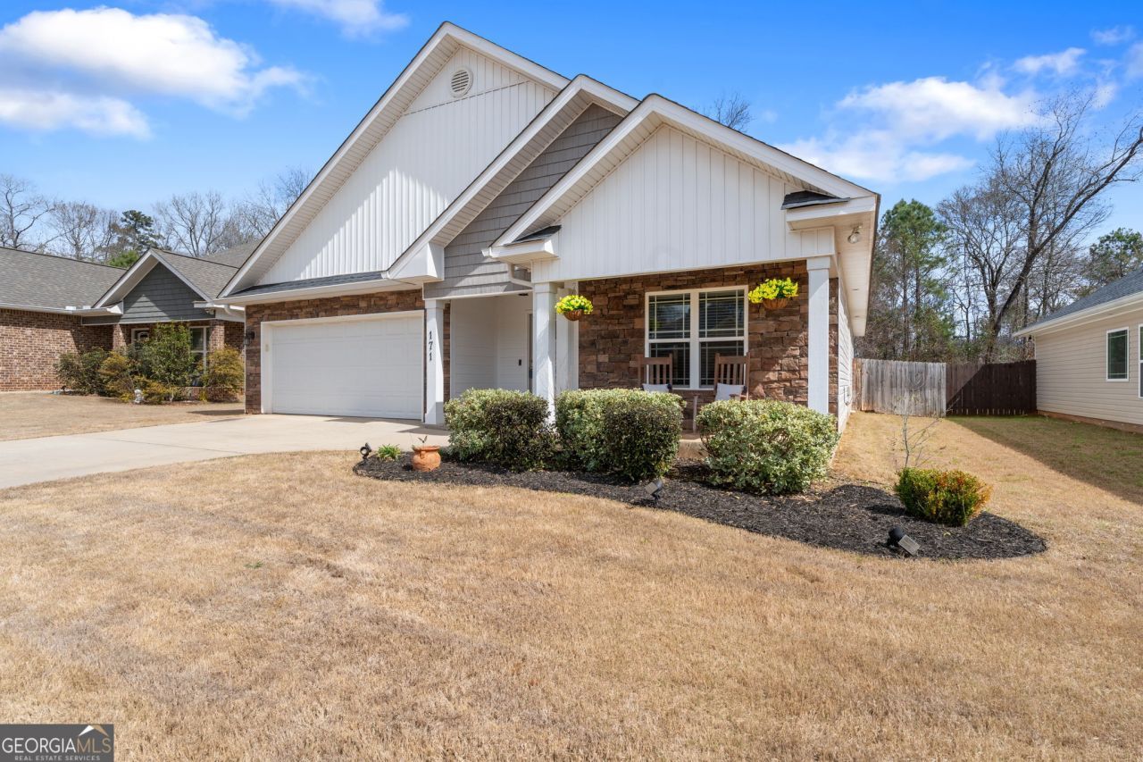 171 Hawks Ridge Trace, Byron, GA 31008 Main Photo