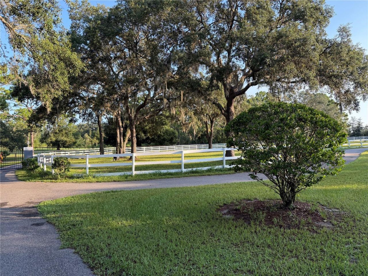 33015 Sahara Court, Sorrento, FL 32776 Photo