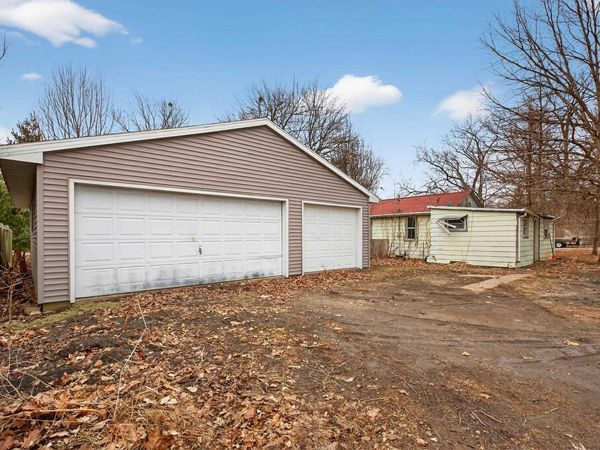 143 Chicago Street, Waterloo, IA 50701