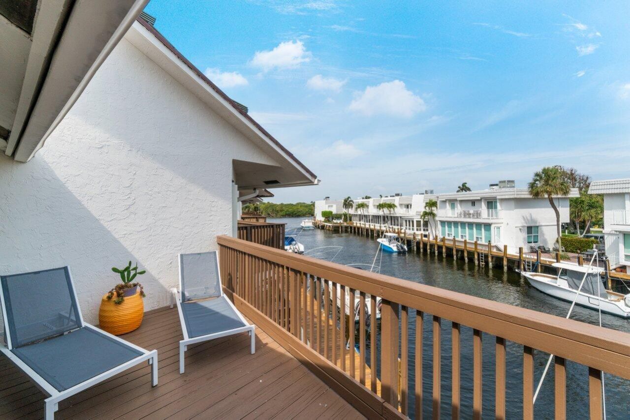 1037 Boca Cove Lane, Highland Beach, FL 33487 Photo