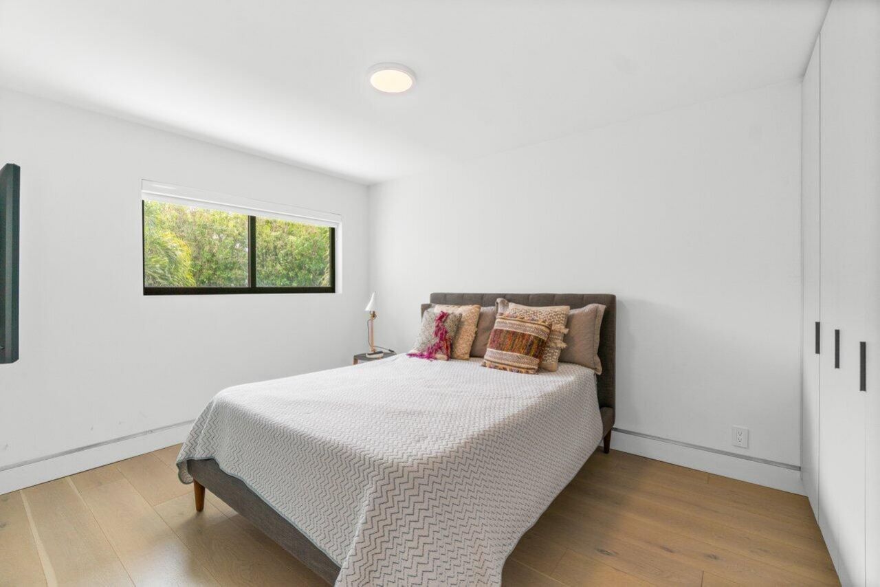 1037 Boca Cove Lane, Highland Beach, FL 33487 Photo