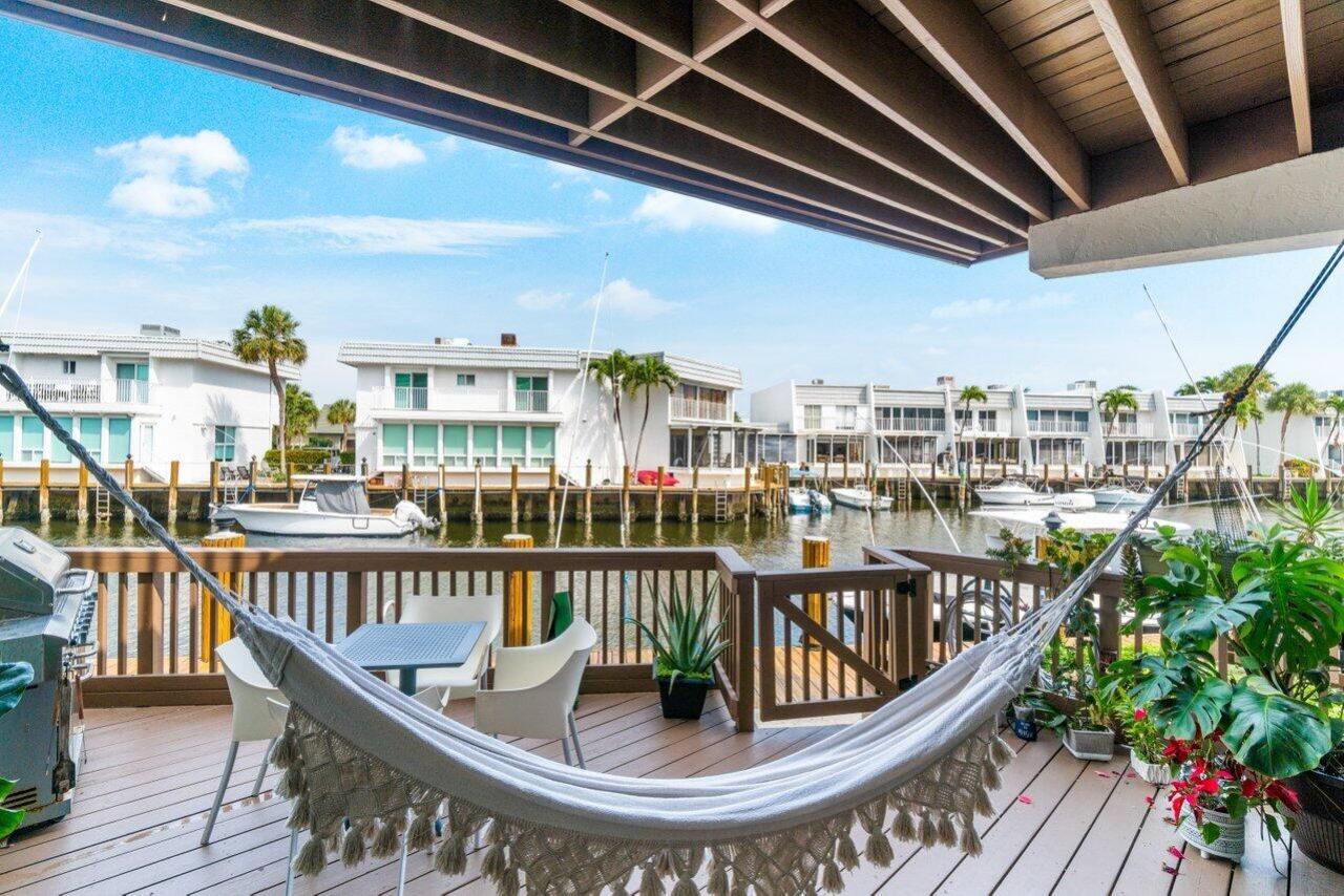 1037 Boca Cove Lane, Highland Beach, FL 33487 Photo