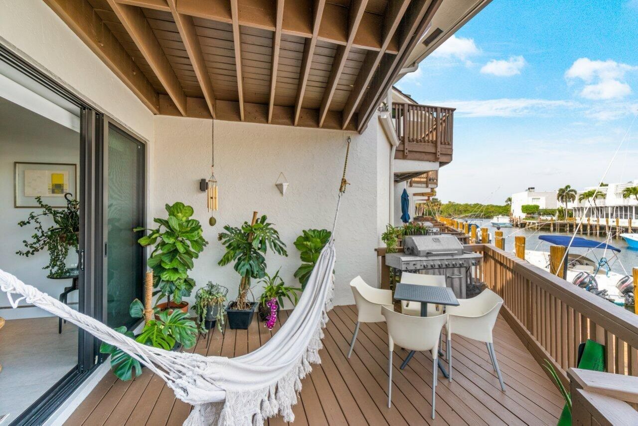 1037 Boca Cove Lane, Highland Beach, FL 33487 Photo