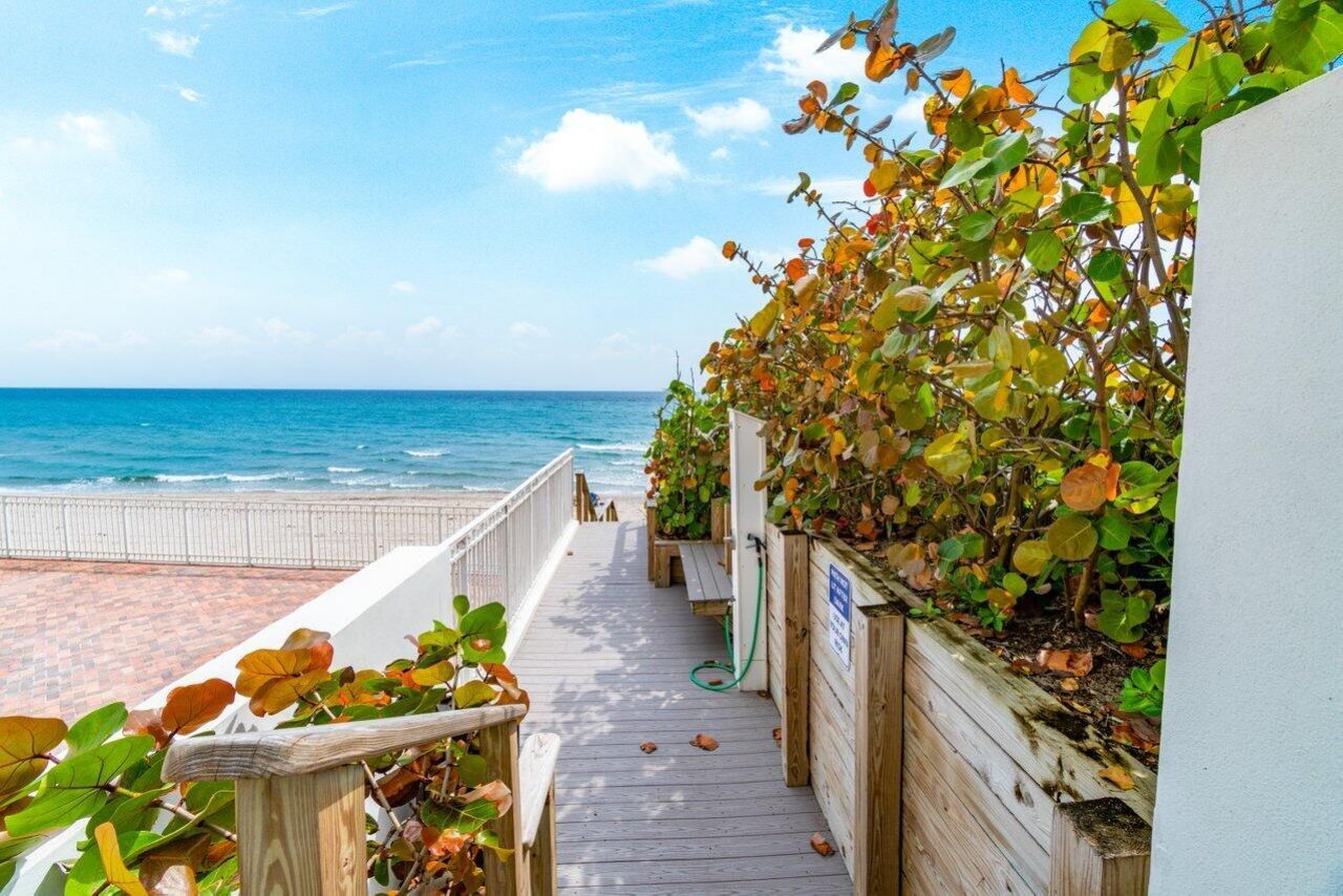 1037 Boca Cove Lane, Highland Beach, FL 33487 Photo