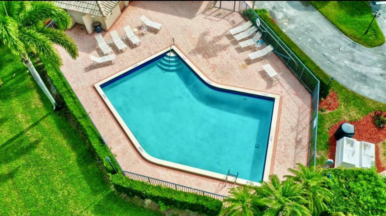 7587 Solimar Circle, Boca Raton, FL 33433 Photo