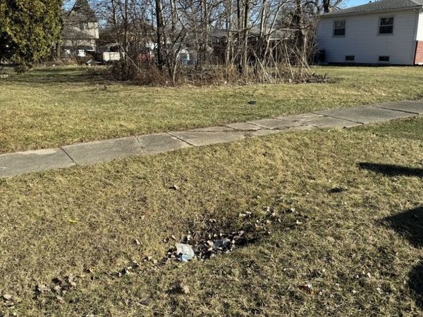 14423 Davis Avenue , Blue Island, IL 60406