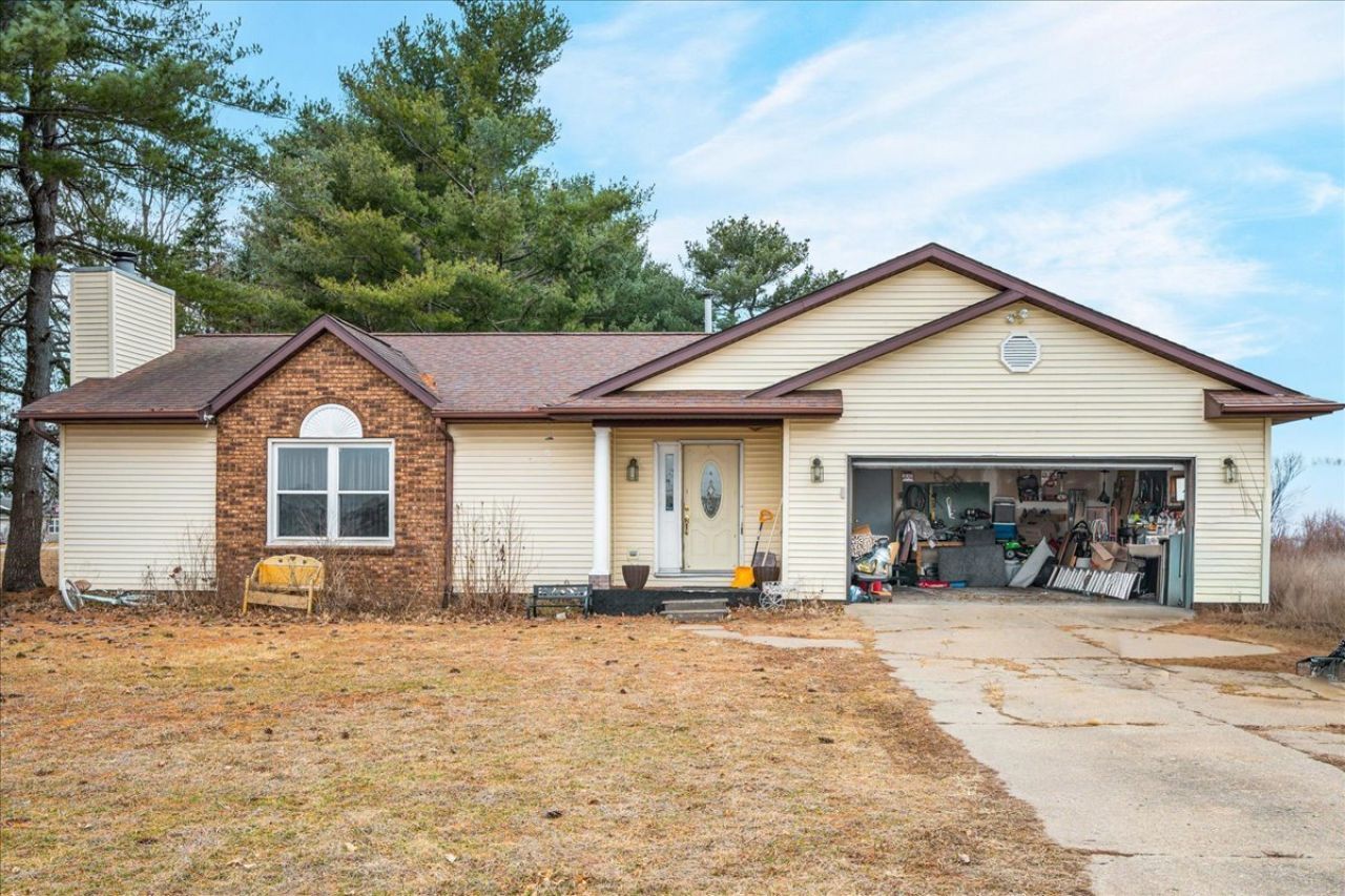 24100 N County Road 3100 E, Manito, IL 61546 Main Photo