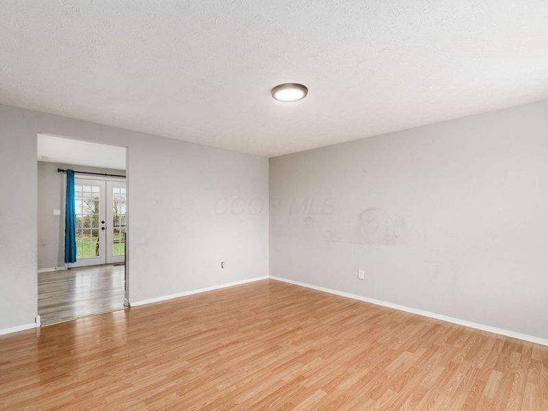 1722 Hollow Run Drive , Columbus, OH 43223 Photo 4