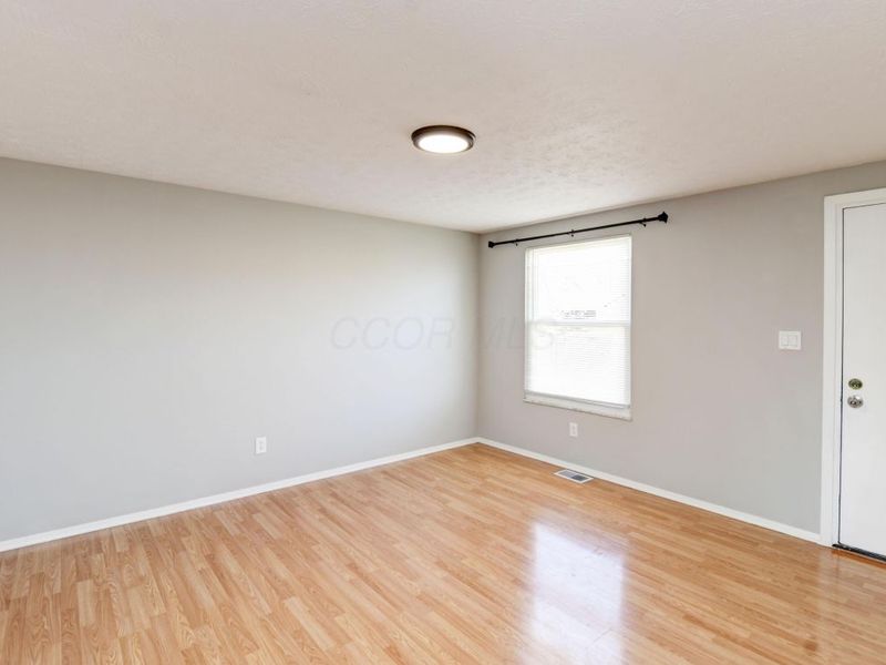 1722 Hollow Run Drive, Columbus, OH 43223 Photo 7