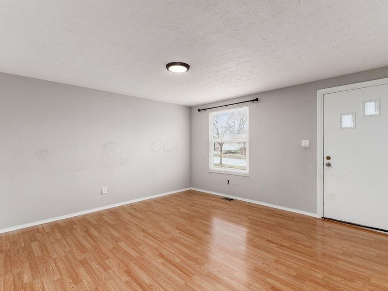 1722 Hollow Run Drive , Columbus, OH 43223 Photo 9