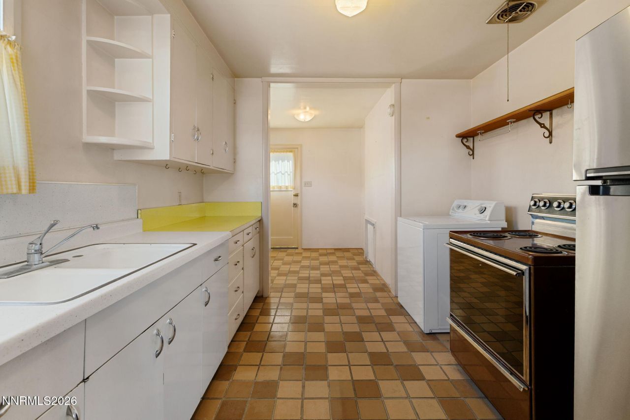 755 Balzar Circle, Reno, NV 89502 Photo