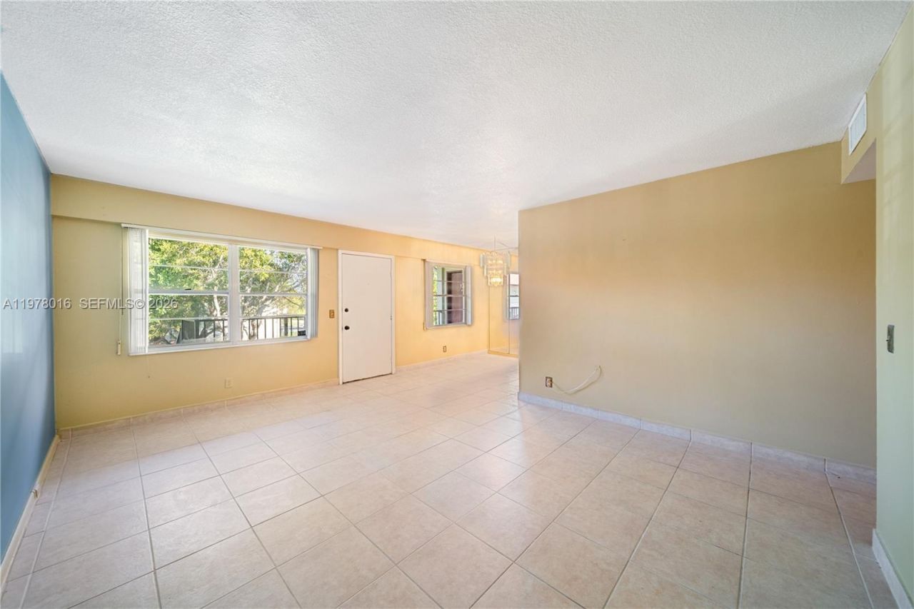 13455 SW 3rd St , Unit 302S, Pembroke Pines, FL 33027 Photo