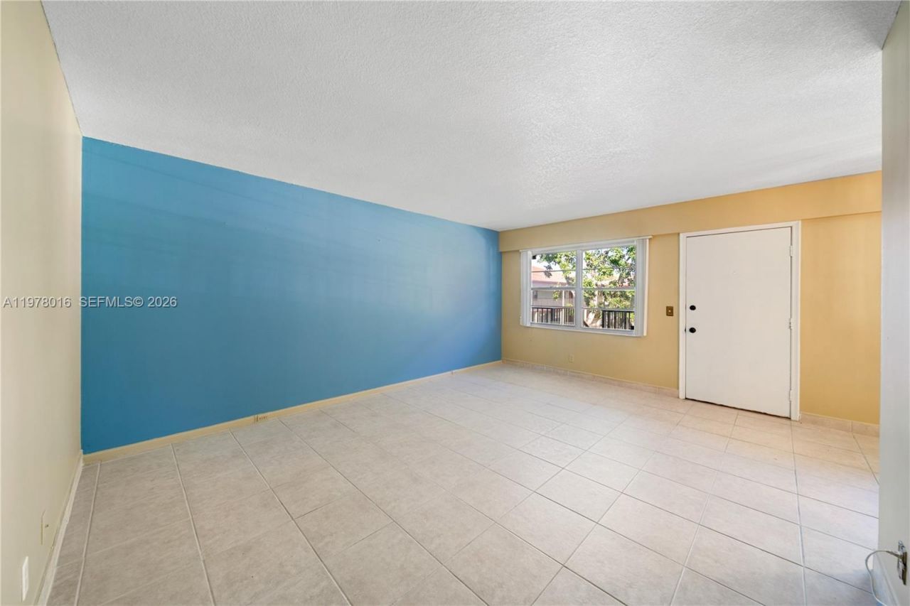 13455 SW 3rd St , Unit 302S, Pembroke Pines, FL 33027 Photo