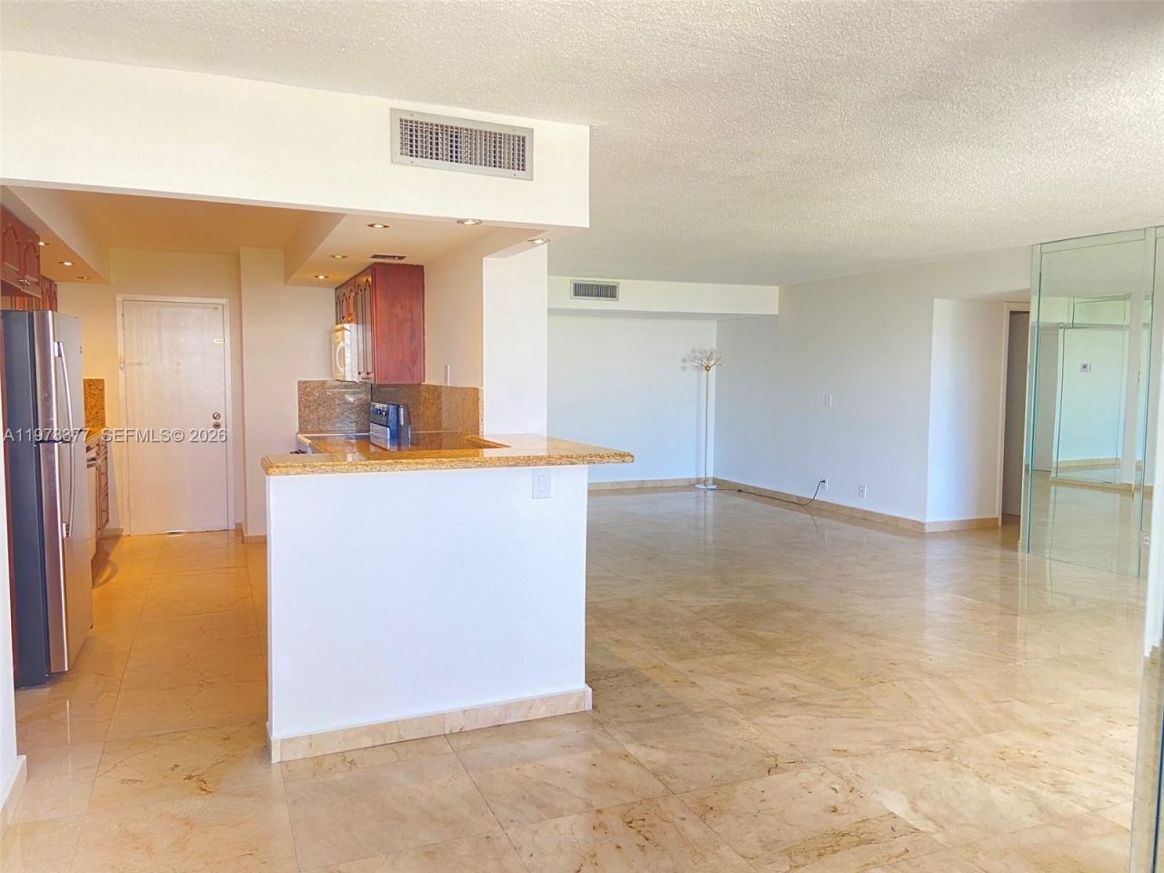 1890 S Ocean Dr, Unit 408, Hallandale Beach, FL 33009 Photo