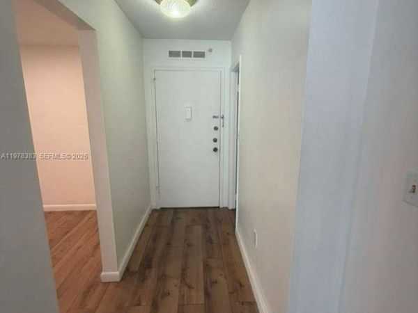 2780 NE 183rd St, Unit 410, Aventura, FL 33160