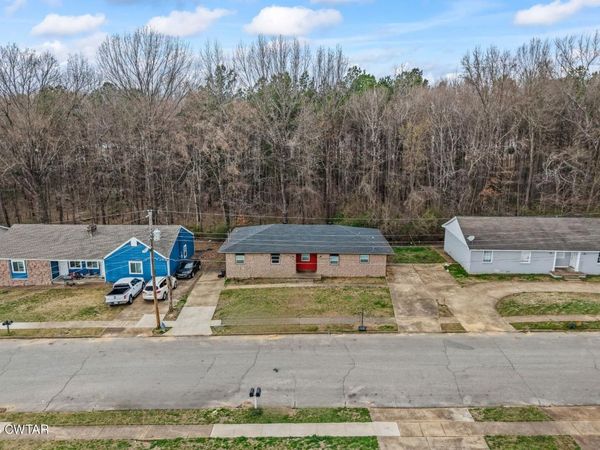 75 Carolane Drive , Jackson, TN 38305