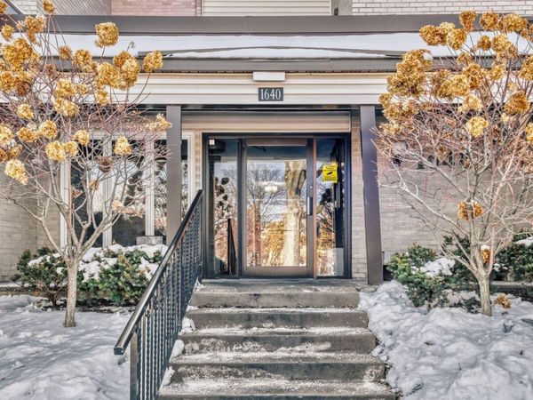 1640 Highway 36 W, Unit 138, Roseville, MN 55113