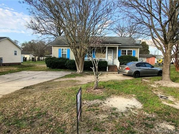 409 Simmons Street, Fayetteville, NC 28301