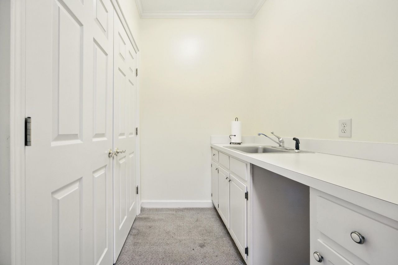 161 Mcdonald Ct. Photo 23