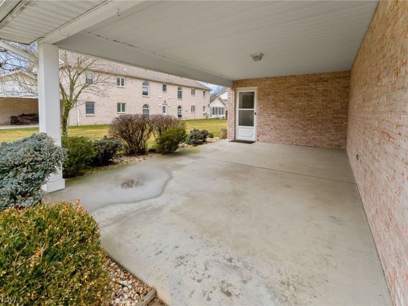 929 Auburn Hills Drive, Unit 1, Boardman, OH 44512 Photo 21