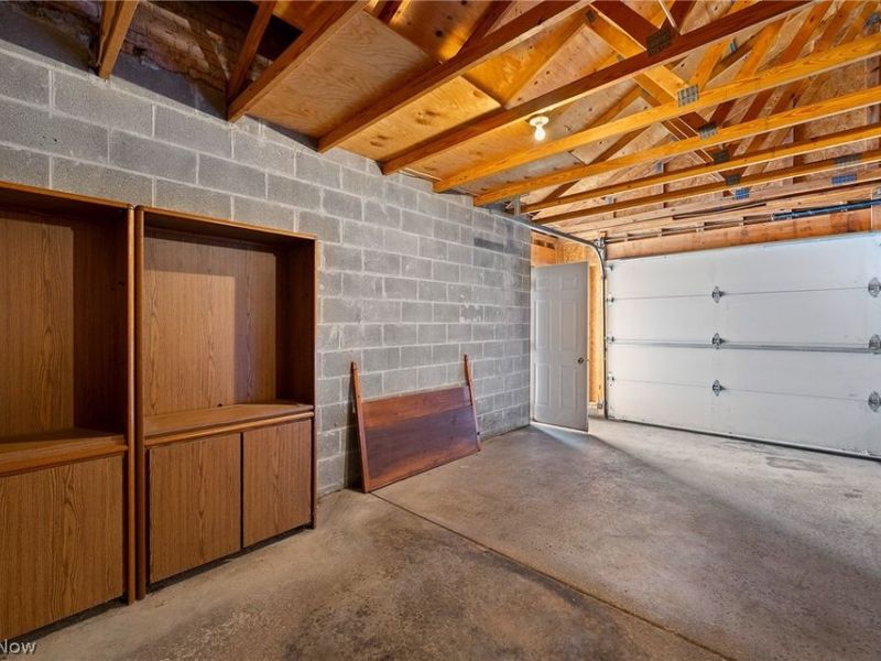 929 Auburn Hills Drive, Unit 1, Boardman, OH 44512 Photo 24