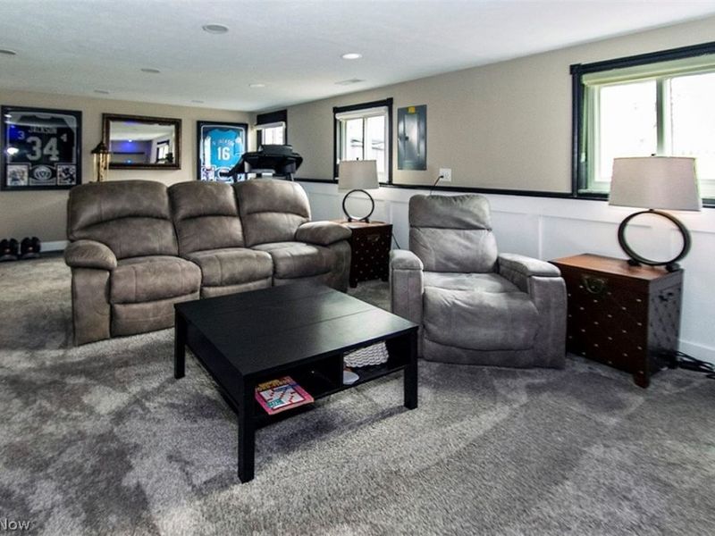 3974 Winton Park Drive, North Olmsted, OH 44070 Photo 18