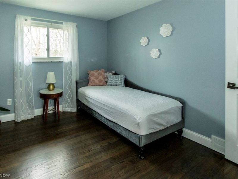 3974 Winton Park Drive, North Olmsted, OH 44070 Photo 25