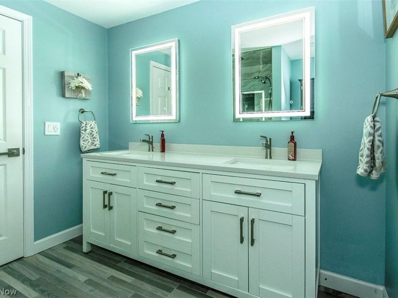 3974 Winton Park Drive, North Olmsted, OH 44070 Photo 30