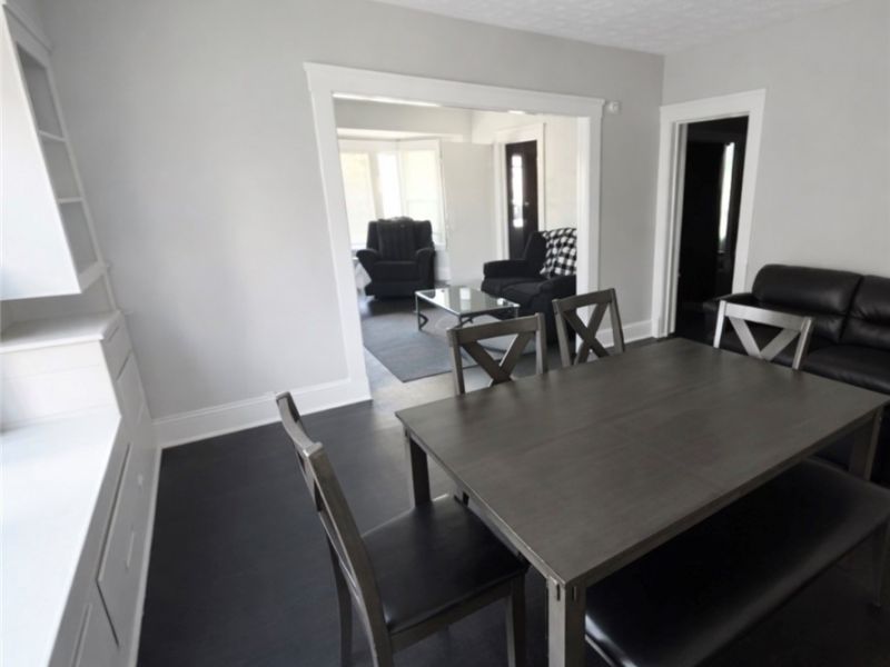 892 Paxton Road, Cleveland, OH 44108 Photo 2