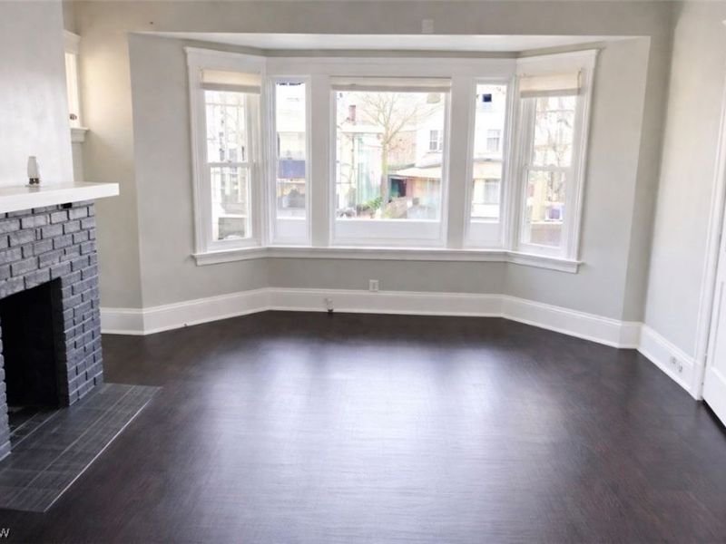 892 Paxton Road, Cleveland, OH 44108 Photo 9