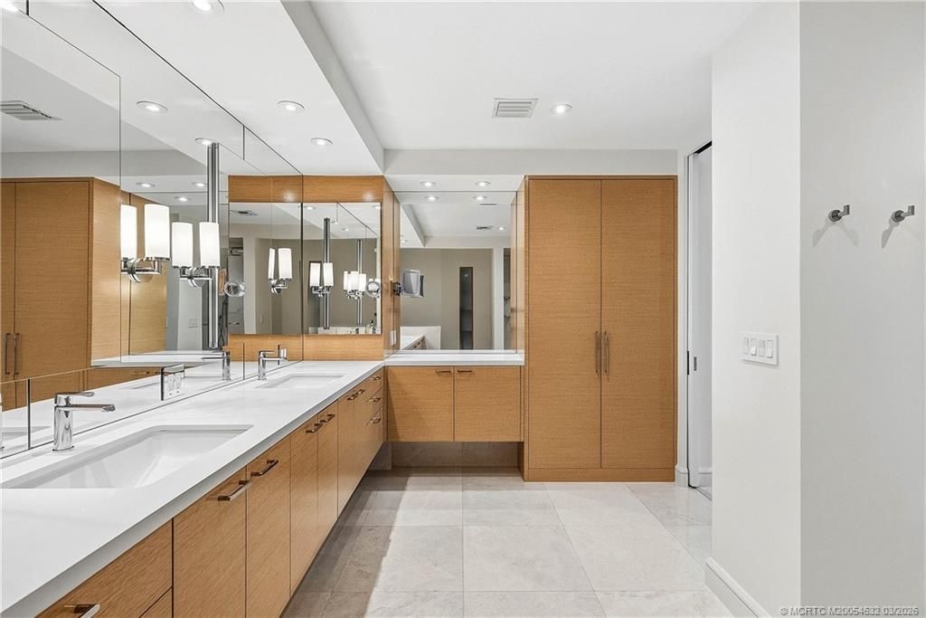 2820 SE Dune Drive, Unit 2306, Stuart, FL 34996 Photo