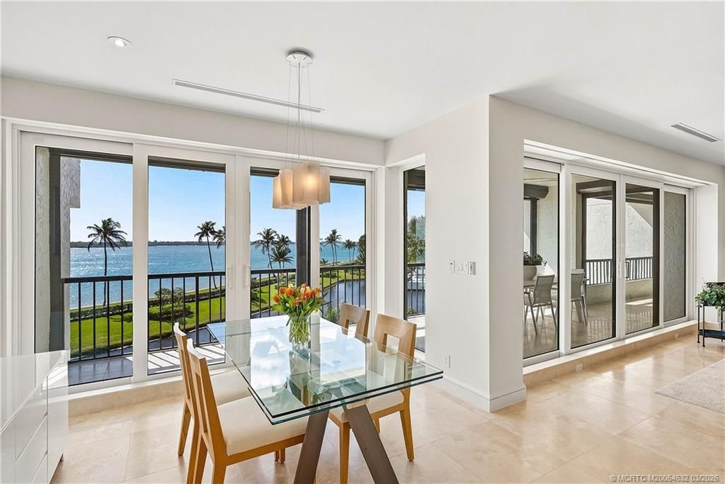 2820 SE Dune Drive, Unit 2306, Stuart, FL 34996 Photo