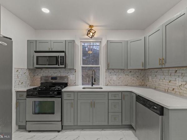 236 MILL STREET, DARBY, PA 19023