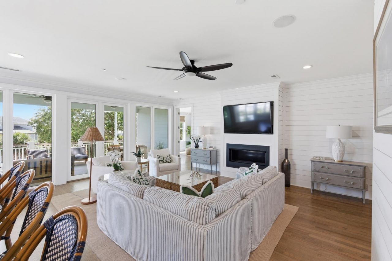 3705 Palm Boulevard Photo 10