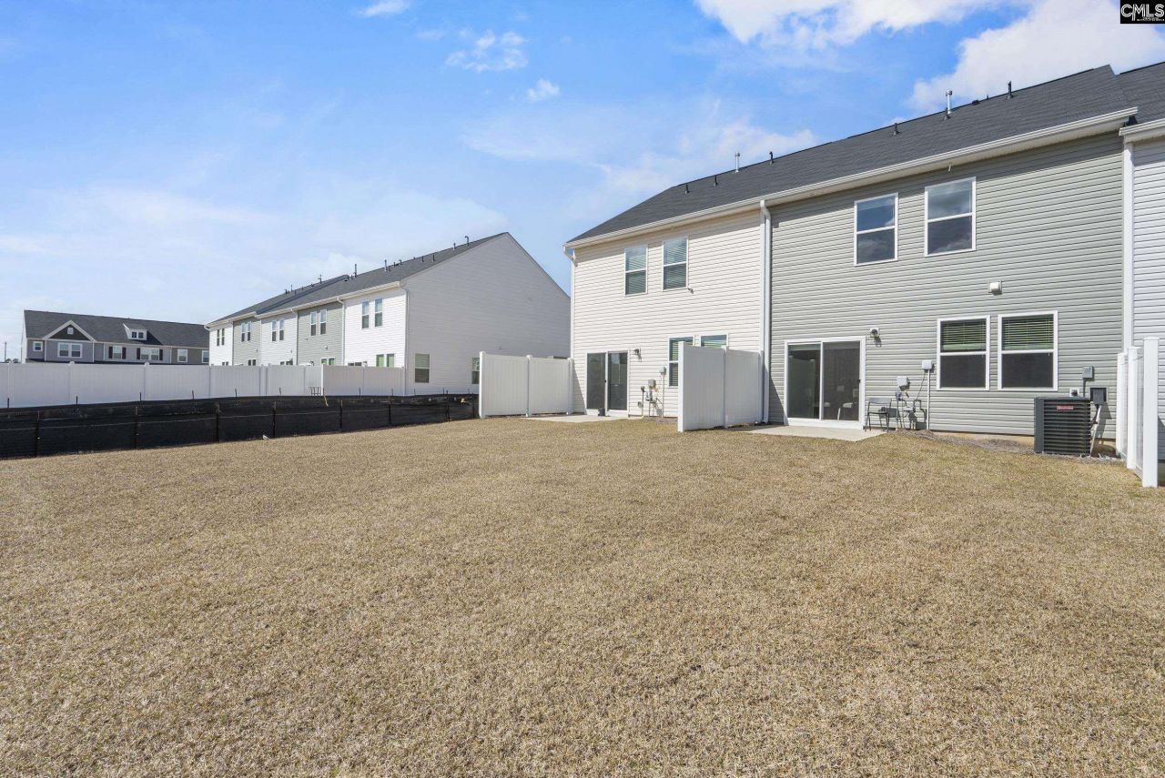 2016 Day Lily Way Photo 4