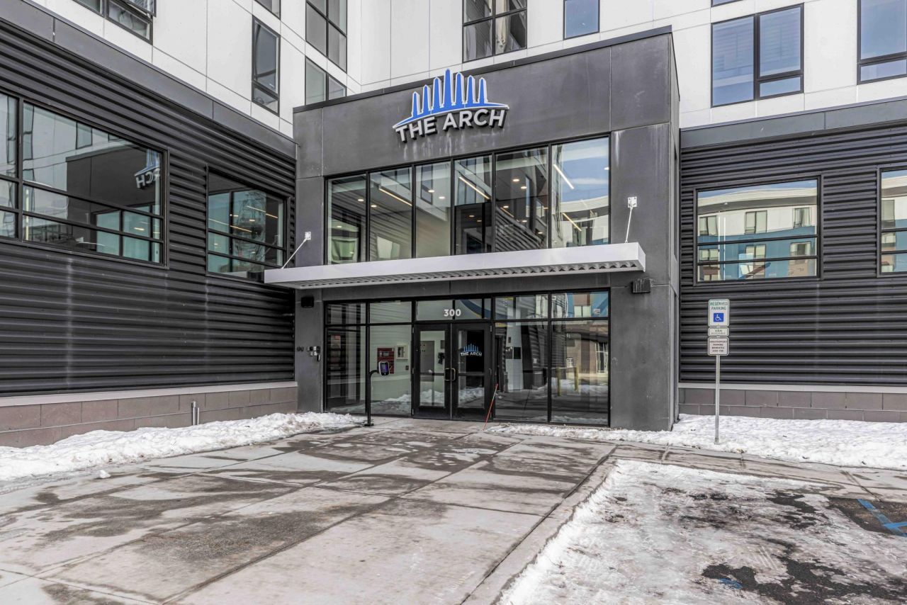 300 Main Avenue  primary photo