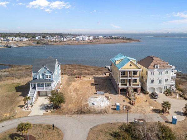 125 Greenhill Place , Newport, NC 28570