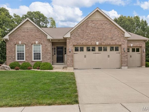 239 Carlton Point Drive, Wentzville, MO 63385