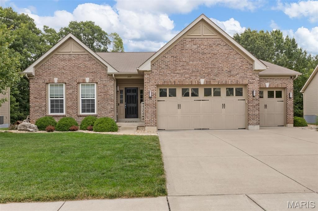 239 Carlton Point Drive, Wentzville, MO 63385 Main Photo