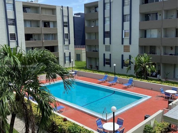 10090 NW 80th Ct , Unit 1553, Hialeah Gardens, FL 33016