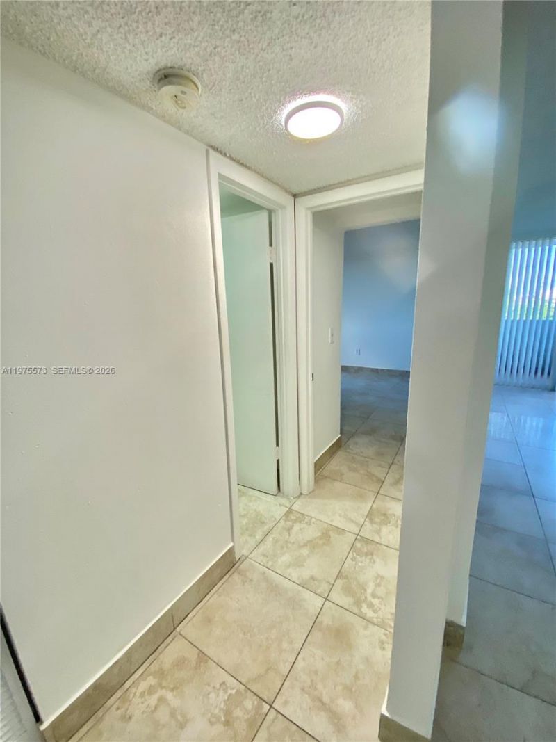 10090 NW 80th Ct , Unit 1553, Hialeah Gardens, FL 33016 Photo