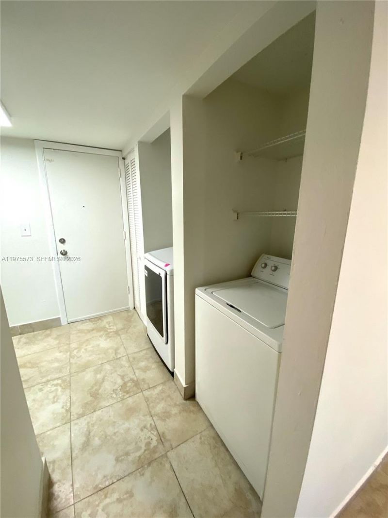 10090 NW 80th Ct , Unit 1553, Hialeah Gardens, FL 33016 Photo